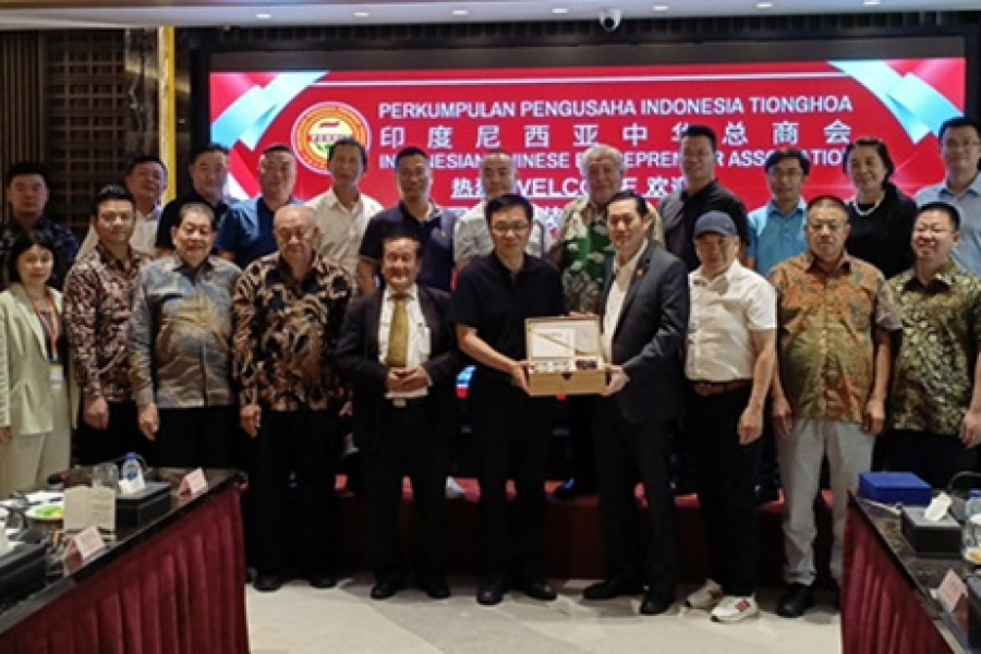 中国教育装备行业协会访印尼中华总商会加强在教育装备领域的交流与合作